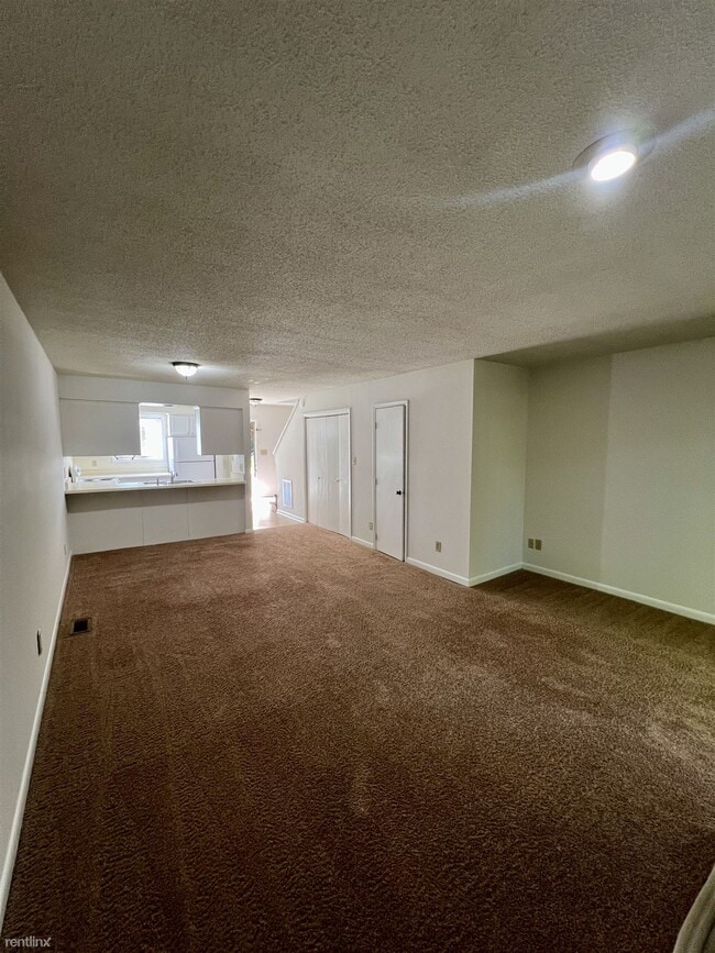 Foto del edificio - 2 br, 1.5 bath House - 904 Hearthridge Ct ...
