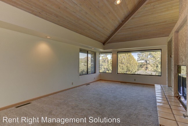 Building Photo - 3 br, 2.5 bath House - 805 Malia Way