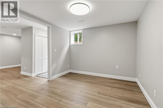 Building Photo - 609 Weir Rd