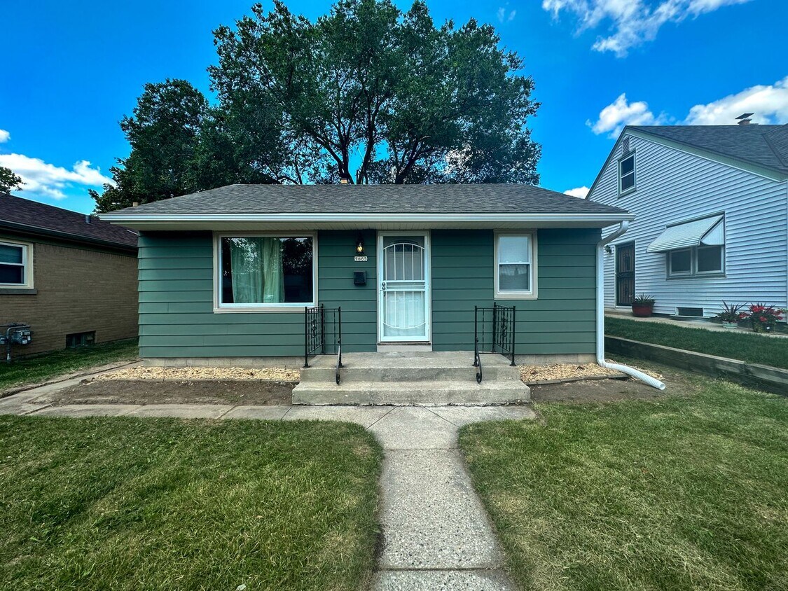 Primary Photo - 2 Bedroom Single Family