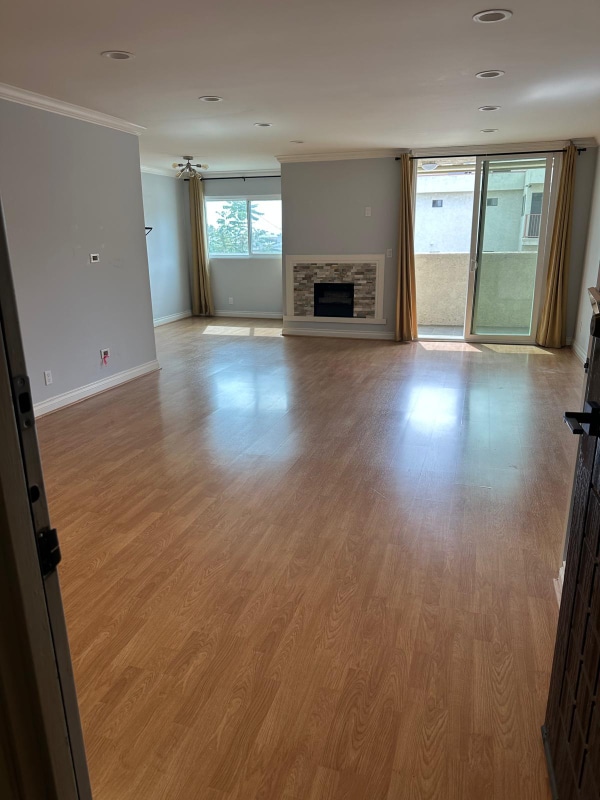 Foto principal - 570 W Stocker St