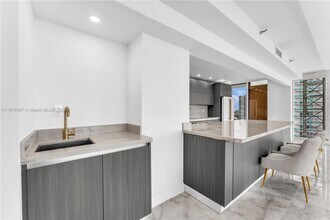 Building Photo - 19355 Turnberry Way