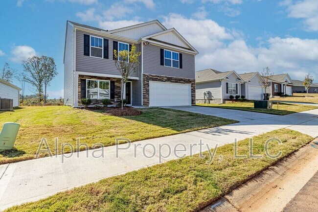 Foto del edificio - 816 Wolverine Ln