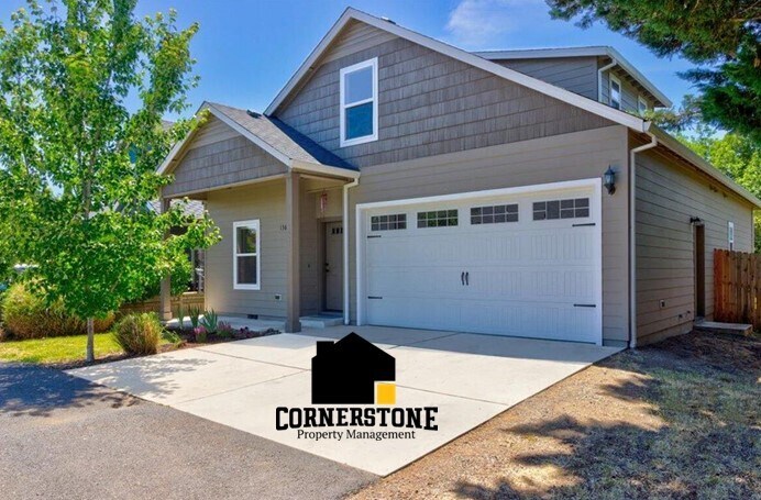 Foto principal - 1360 Swayze Ln