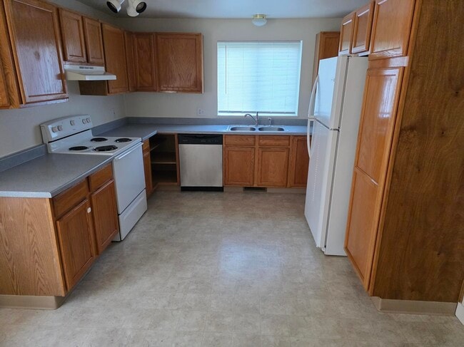 Foto del edificio - 963 SE Miller Ave