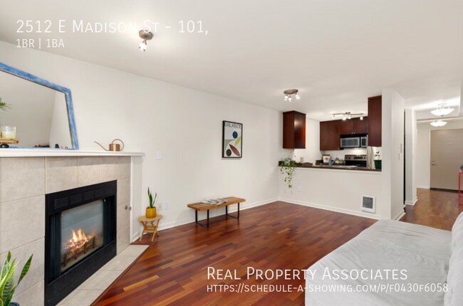 Foto del edificio - Arboretum View Condominium