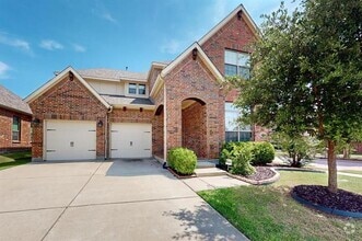 Building Photo - 6533 Mandalay Ct