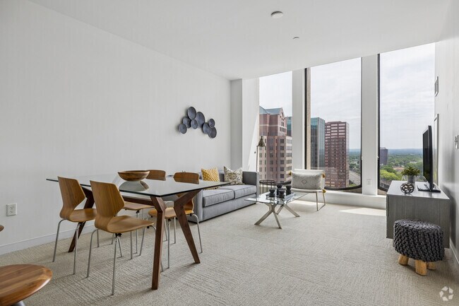 1 dormitorio, 1 baño - 785 pies cuadrados - Comedor y sala de estar - 777 Main