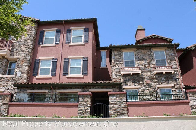 Building Photo - 4 br, 4 bath House - 3567 Central Pkwy