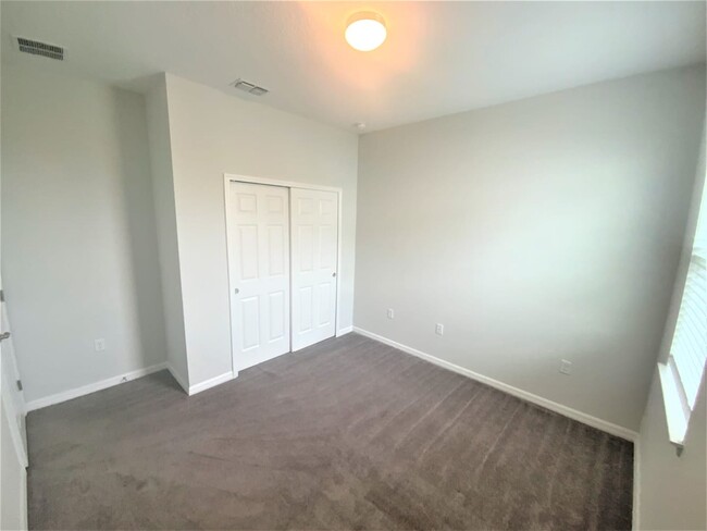 Building Photo - 5625 Beggs Rd