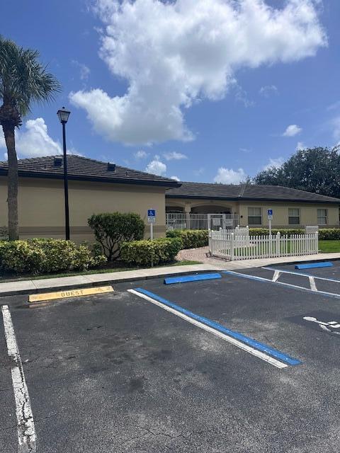 Foto principal - 2040 Greenview Shores Blvd