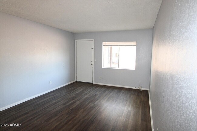 Foto del edificio - 1750 E 6th Ave