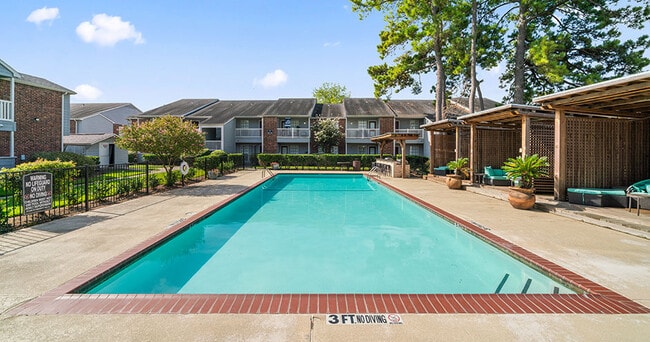 Building Photo - Marymont