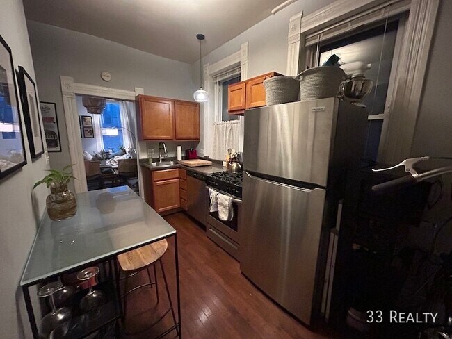 Foto del edificio - 1 bed / 1 bath located in Noble Square
