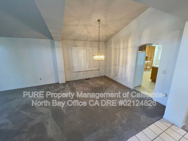 Building Photo - 119 Hop Ranch Road