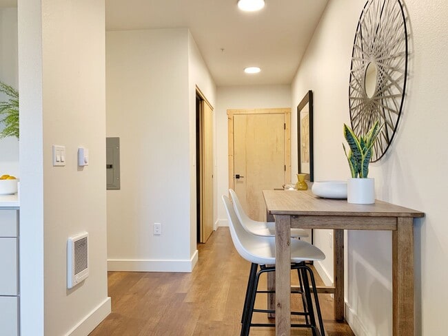 Interior Photo - The Garthwick