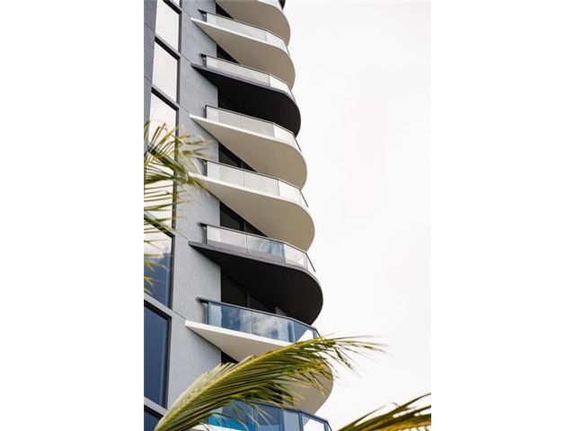 Foto del edificio - 101 Diplomat Pkwy