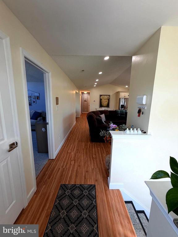 Foto del edificio - 543 Cedar Hollow Dr
