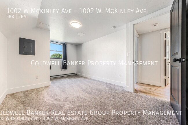 Foto del edificio - 1002 W McKinley Ave