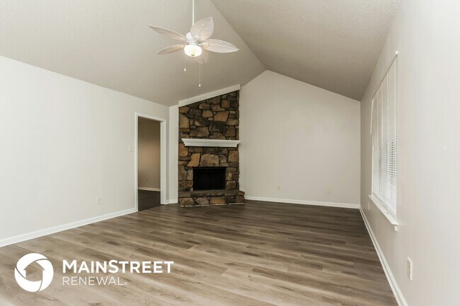 Building Photo - 6469 Trysting Oak Dr