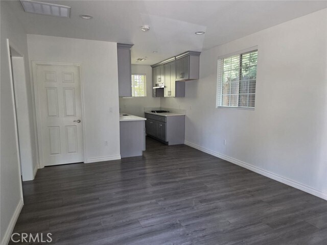 Foto del edificio - 13139 Hubbard St