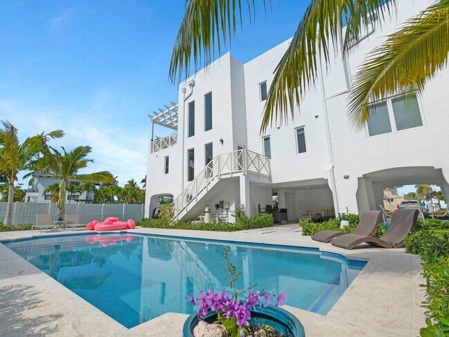 Foto del edificio - 317 E Seaview Cir
