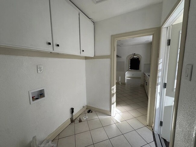 Foto del edificio - 2943 Chesapeake Ave