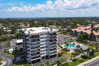 Building Photo - 1055 S Beach Rd