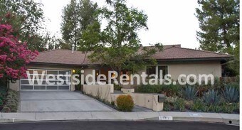 Primary Photo - 17372 Quesan Pl