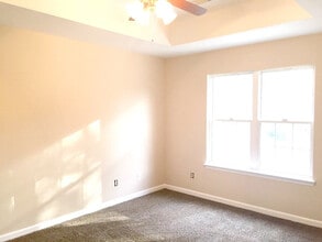 Building Photo - 4742 W Creek Mill Ct