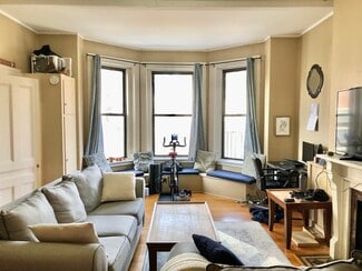 Building Photo - 337 Beacon St