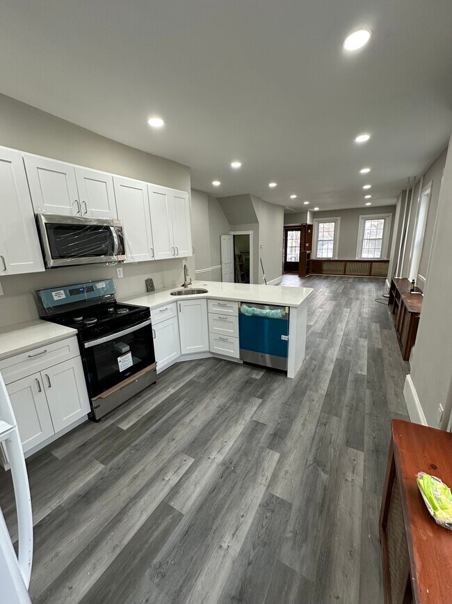 Foto del edificio - 7311 Lawndale Ave