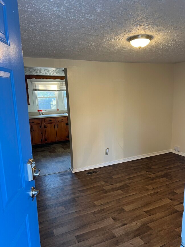 2235 Whittle Springs Rd, Knoxville, TN 37917 House Rental in