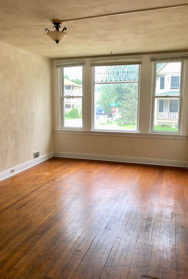 Foto del edificio - 1259 Spaight St