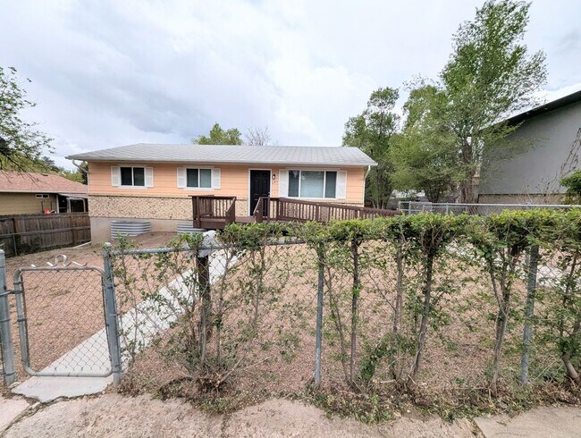 Foto del edificio - Great 3 Bedroom, 1 Bath Home