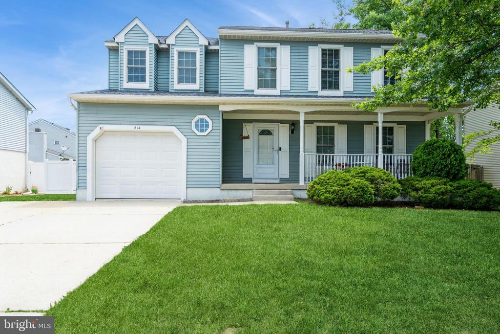 Foto principal - 214 Chinnick Ave