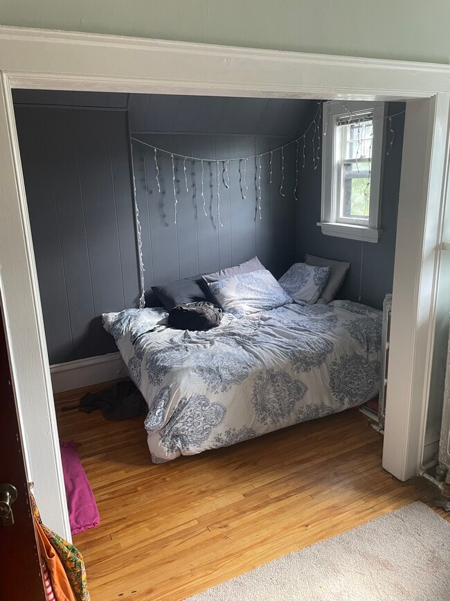 Bedroom #1 - 3300 Dupont Ave S