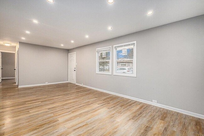 Foto del edificio - 5207 W 4th Pl