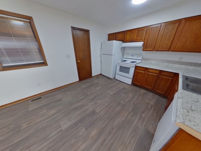 Building Photo - 3233 S Illinois St