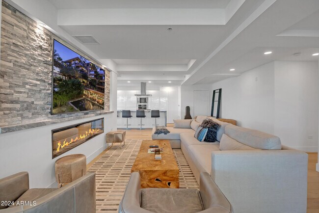 Foto del edificio - 7117 E Rancho Vista Dr