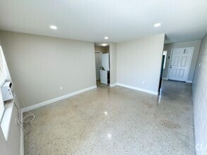 Building Photo - 2506 Ave F