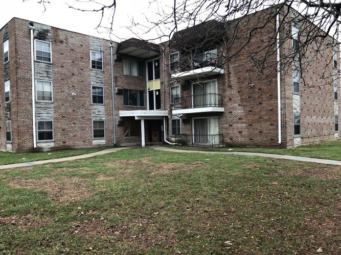 Primary Photo - 2025 State St