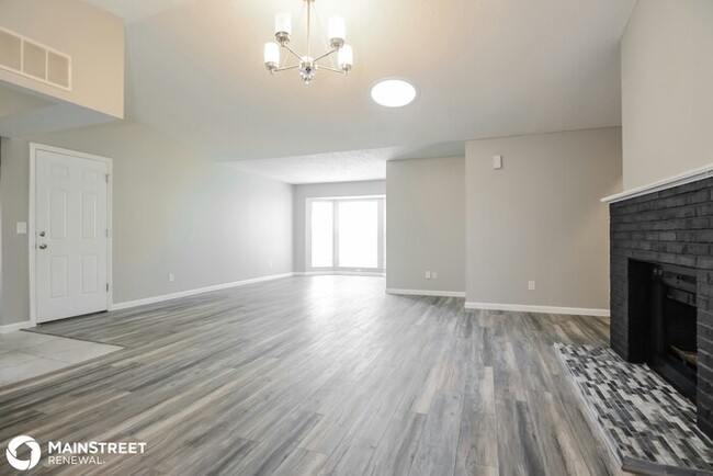 Building Photo - 17 Elwood Ct, Florissant, MO 63031