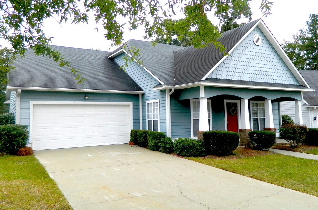 Foto principal - 2052 Magnolia Pkwy