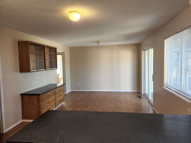 Building Photo - 102 N 48th Ave