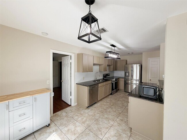 Foto del edificio - 2224 Coats Cir