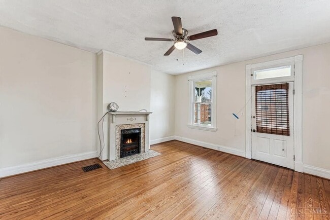 Building Photo - 4223 Virginia Ave
