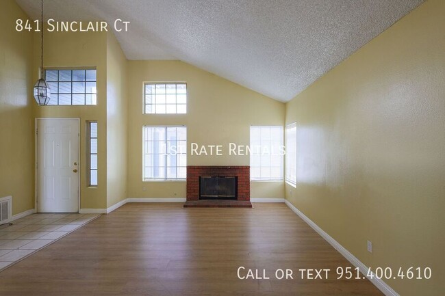 Foto del edificio - 841 Sinclair Ct