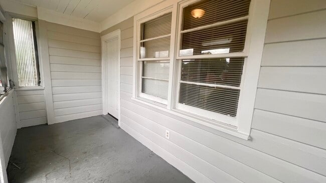 Photo - 1725 Seminary St House