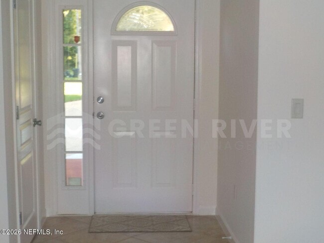 Building Photo - 1761 Oak Grove Dr S
